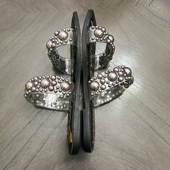 Sam Edelman Women Eleana Slip-On Textured Flat Sandals, Clear/Grey PVC - Picture 9 of 12